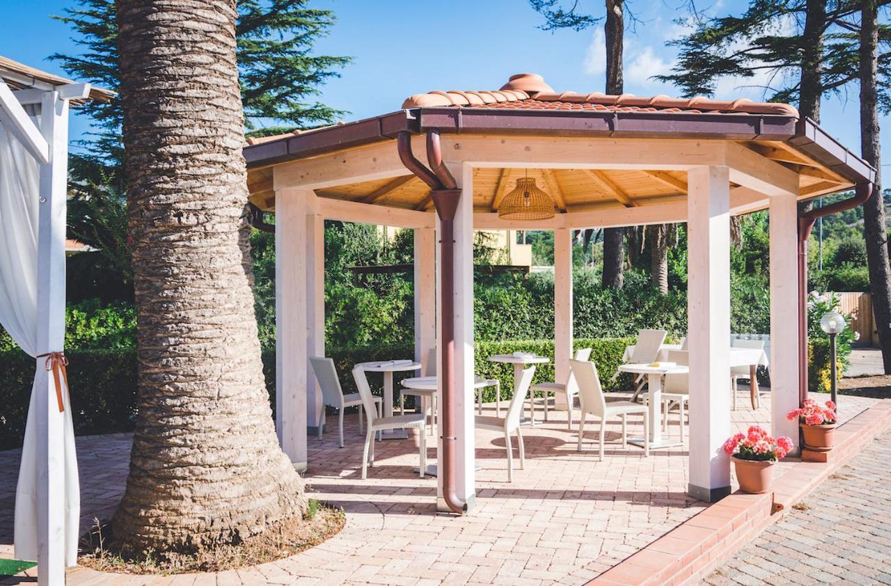 Hotel Villa Rosa Porto Azzurro Luaran gambar