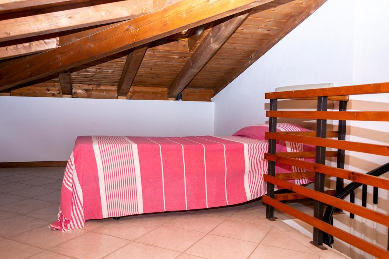 Hotel Villa Rosa Porto Azzurro Luaran gambar